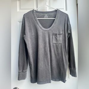 Aerie grey long sleeve lounge shirt